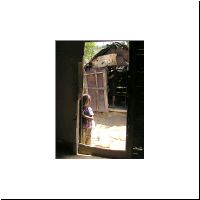 003_Local_girl.html