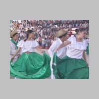 60_Santa_Cruz_dance.jpg
