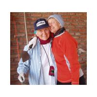 33_Mom_and_Linda.jpg