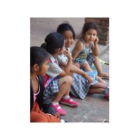 04_Waiting_for_school.jpg
